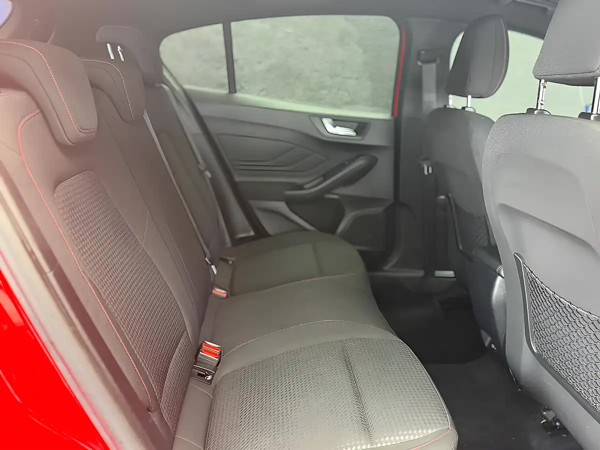 Used 2020 Ford Focus ST-Line Red - Interior and Exterior details 19