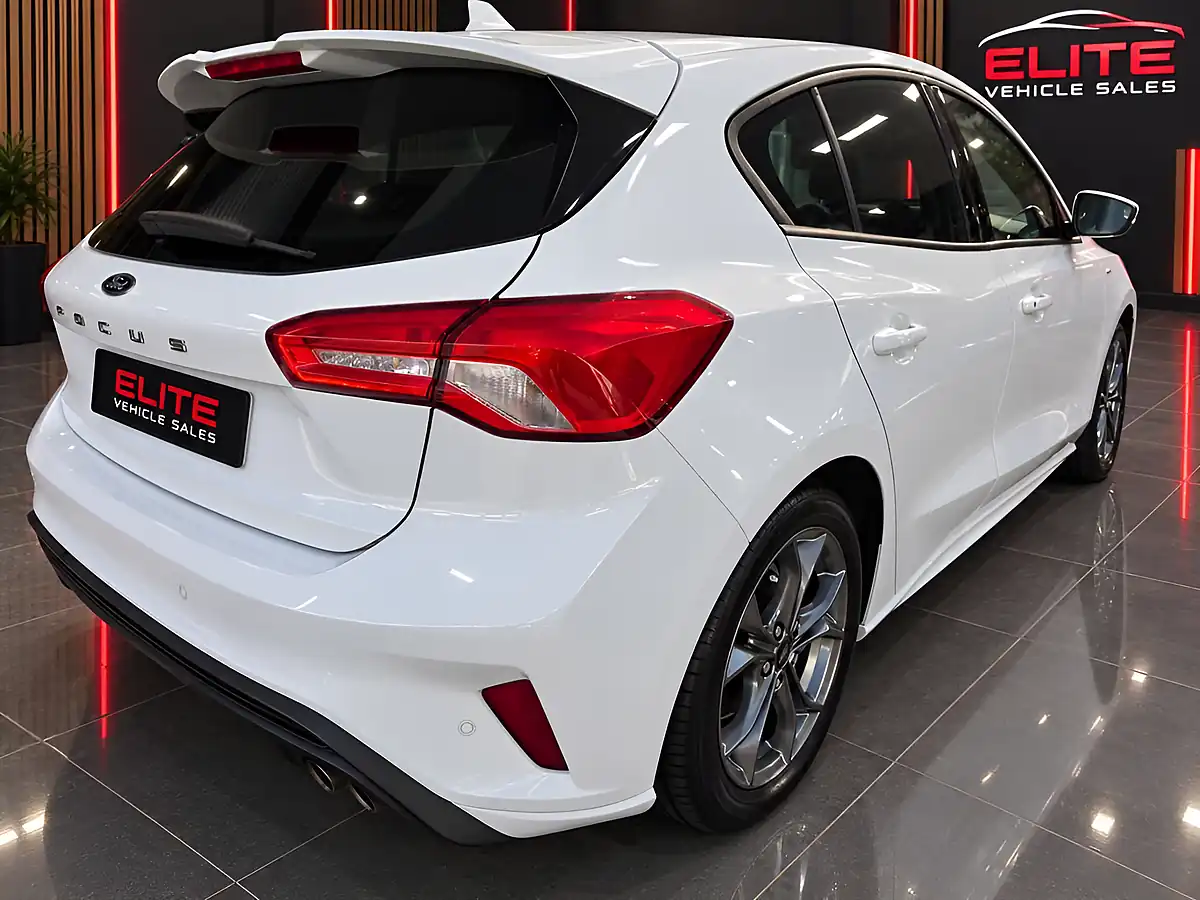 Used 2020 Ford Focus ST-Line White - Interior and Exterior details 12