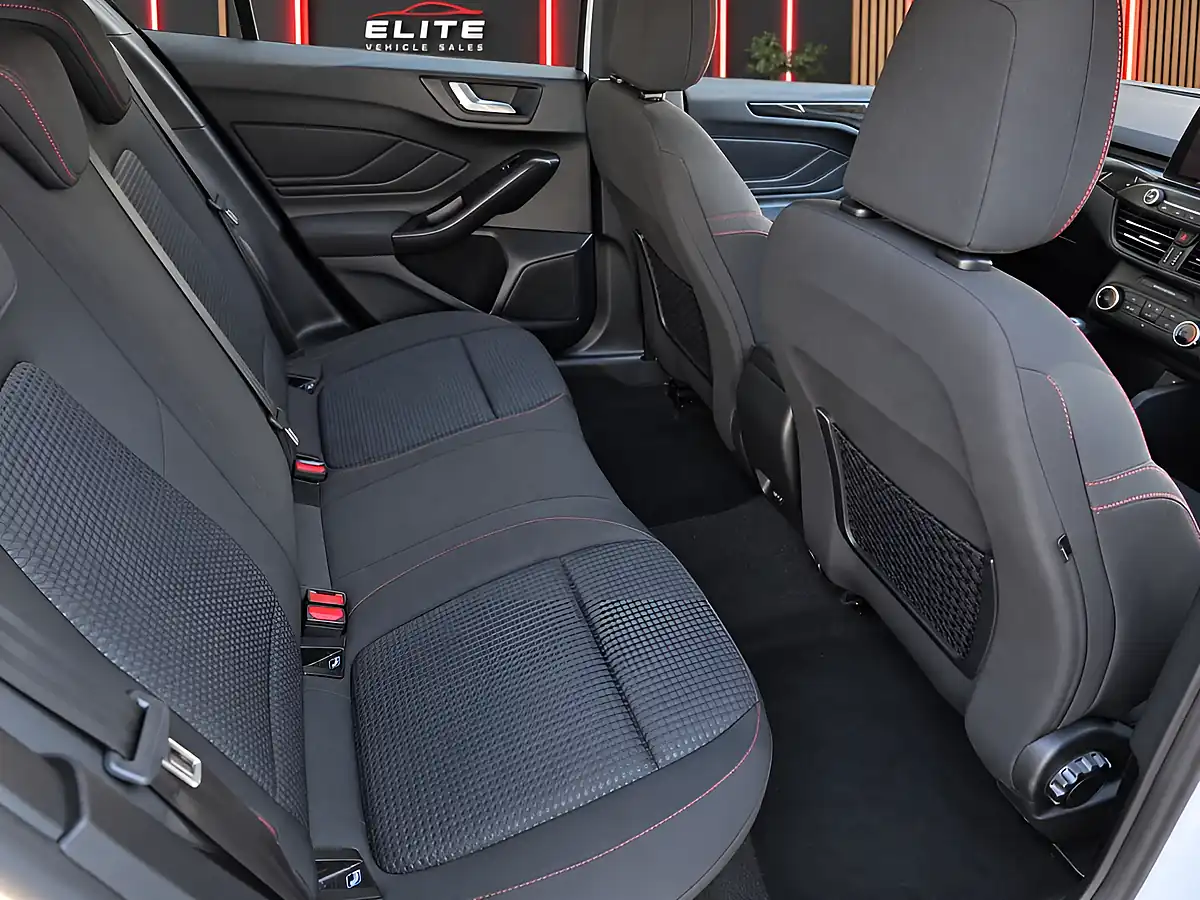 Used 2020 Ford Focus ST-Line White - Interior and Exterior details 17