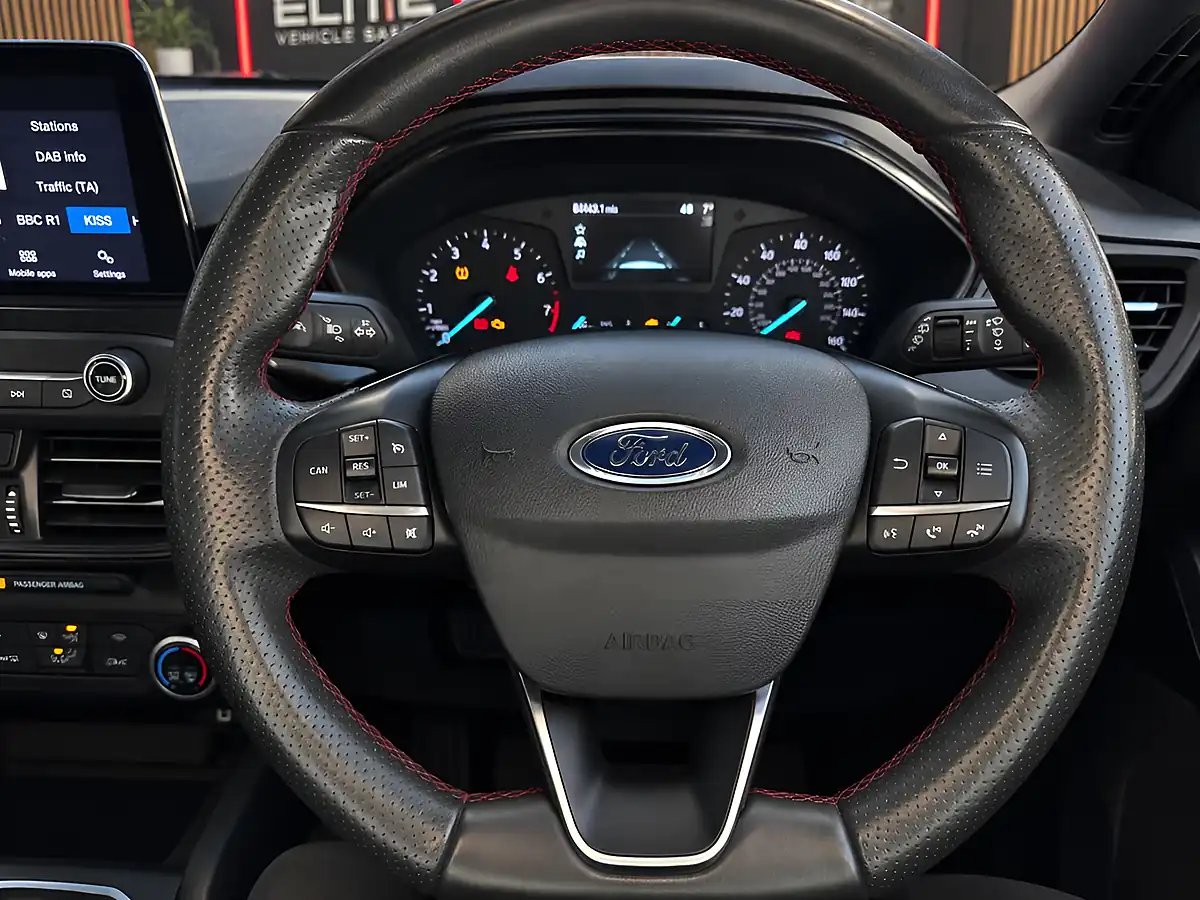 Used 2020 Ford Focus ST-Line White - Interior and Exterior details 8