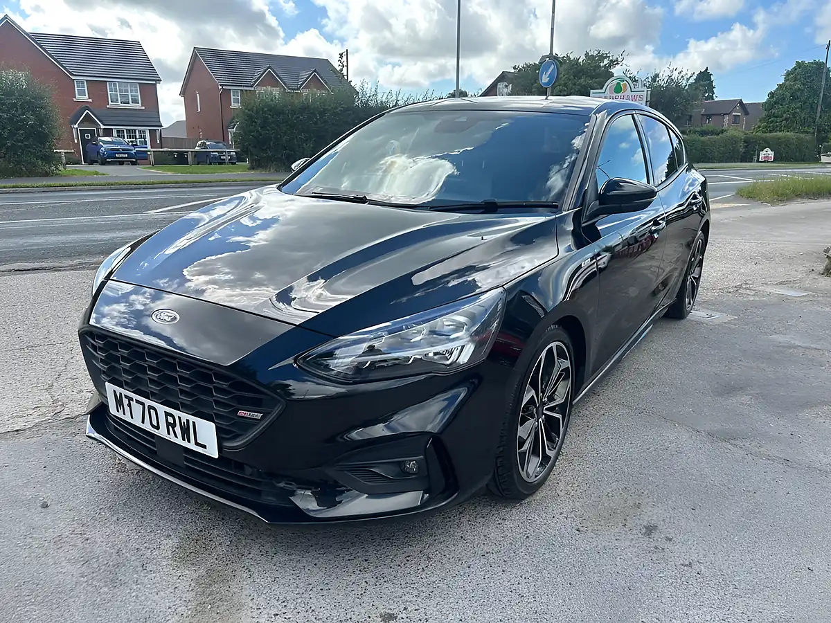 Used 2020 Ford Focus ST-Line X Black - Interior and Exterior details 20