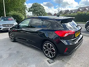 Used 2020 Ford Focus ST-Line X Black - Interior and Exterior details 7