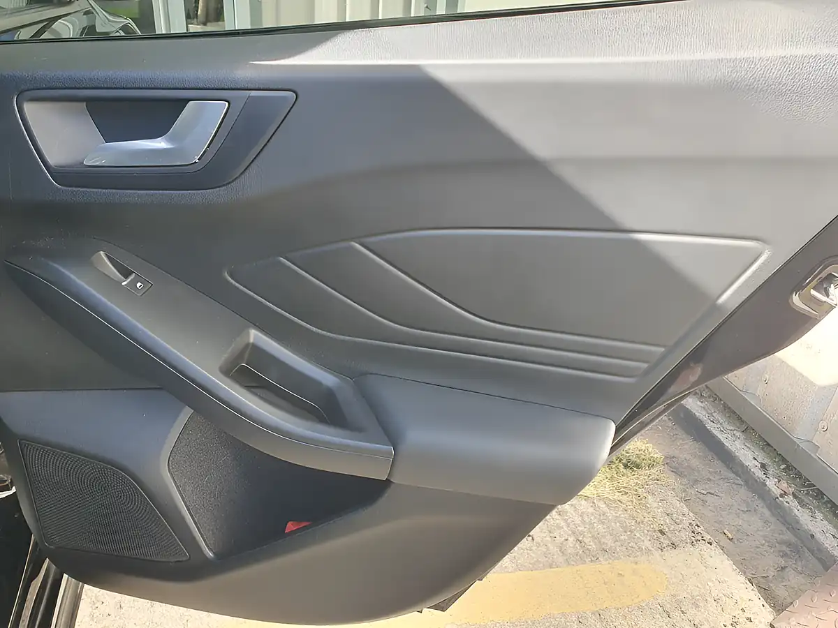 Used 2020 Ford Focus ST-Line X Black - Interior and Exterior details 17
