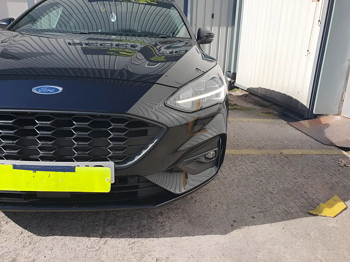 Used 2020 Ford Focus ST-Line X Black - Interior and Exterior details 7