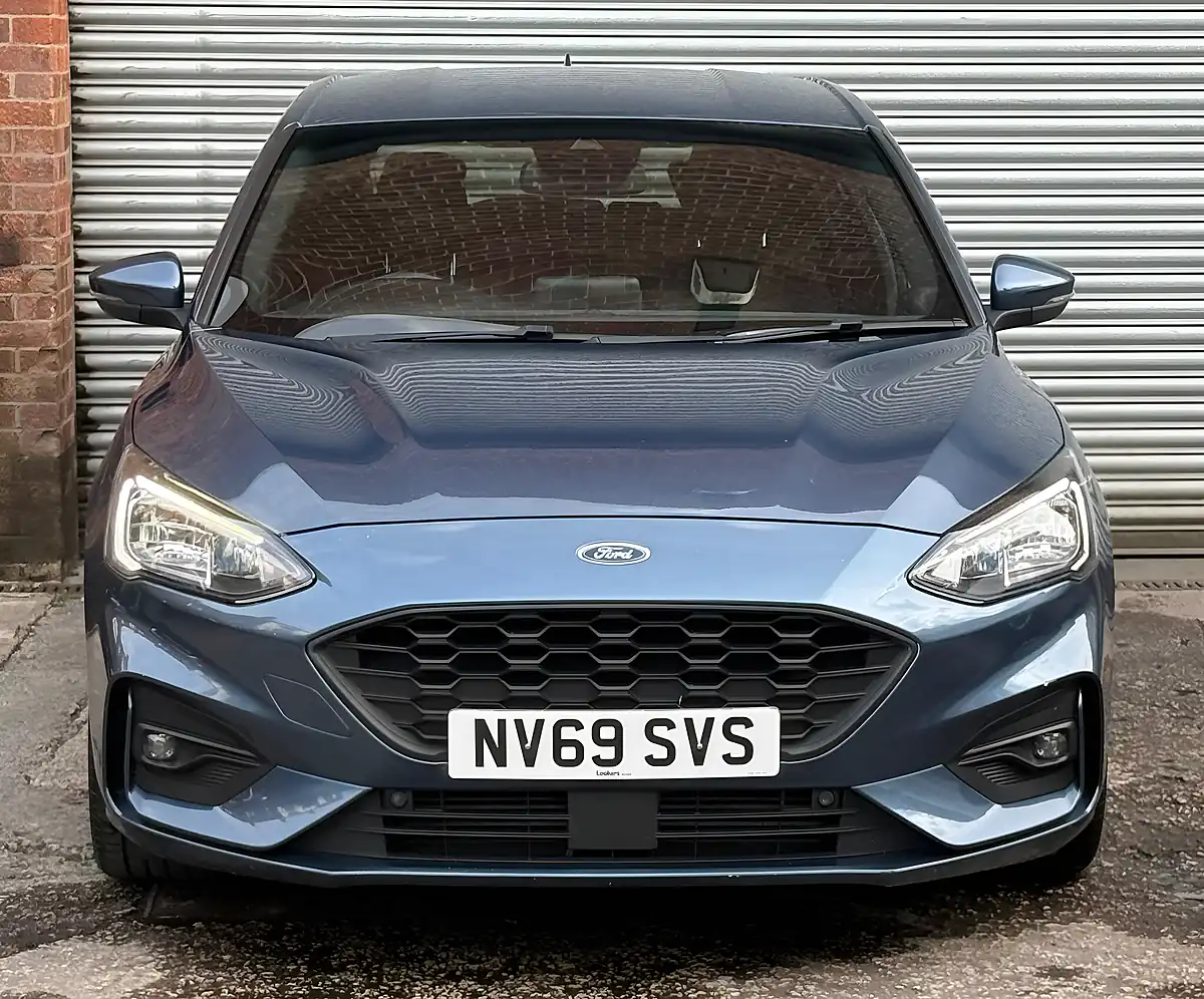 Used 2020 Ford Focus ST-Line X Blue - Interior and Exterior details 11
