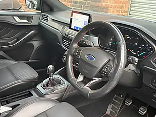 Used 2020 Ford Focus ST-Line X Blue - Interior and Exterior details 18