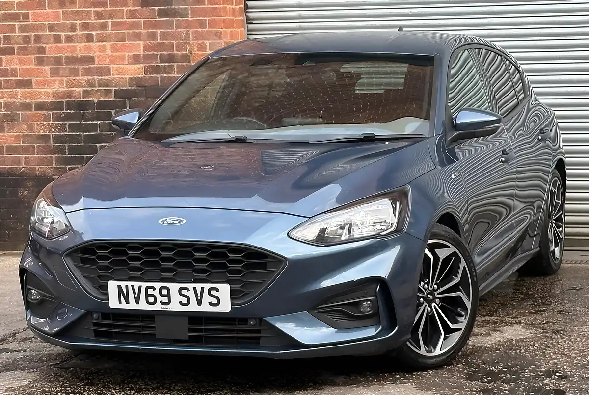 Used 2020 Ford Focus ST-Line X Blue - Interior and Exterior details 2