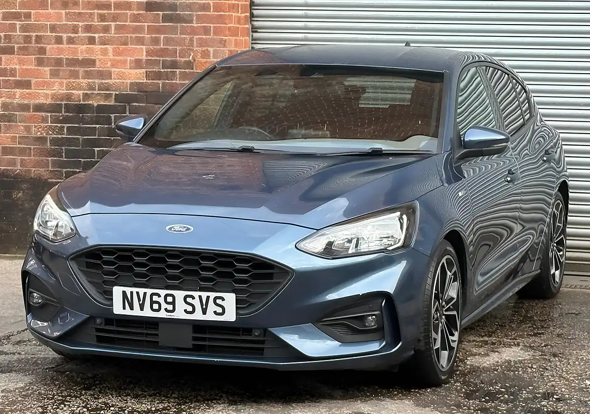 Used 2020 Ford Focus ST-Line X Blue - Interior and Exterior details 4