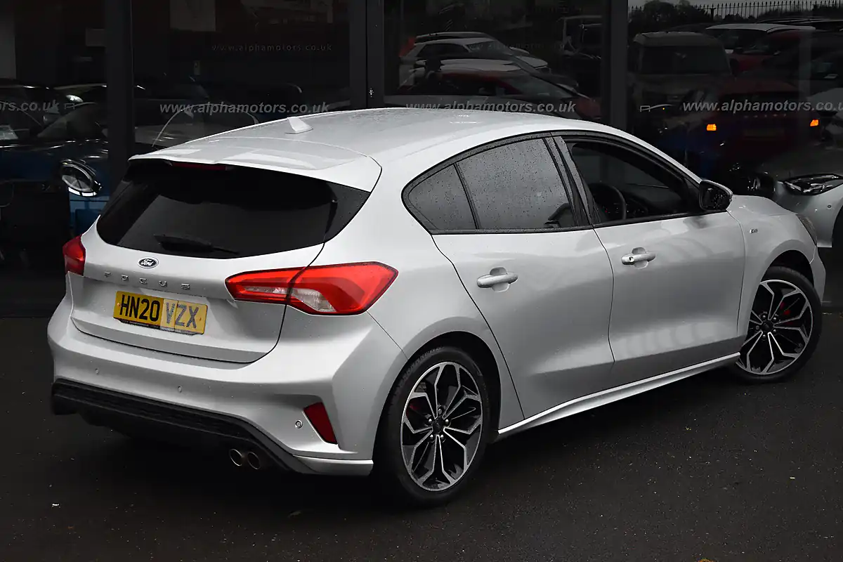 Used 2020 Ford Focus ST-Line X Moondust Silver - Interior and Exterior details 5