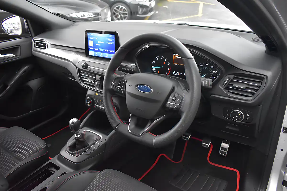 Used 2020 Ford Focus ST-Line X Moondust Silver - Interior and Exterior details 8