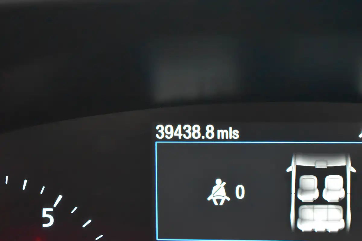 Used 2020 Ford Focus ST-Line X Moondust Silver - Interior and Exterior details 9