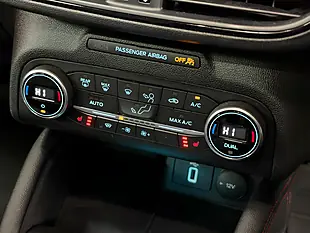 Used 2020 Ford Focus ST-Line X Silver - Interior and Exterior details 15