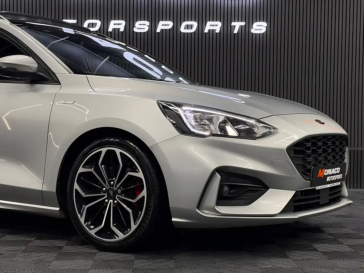 Used 2020 Ford Focus ST-Line X Silver - Interior and Exterior details 2