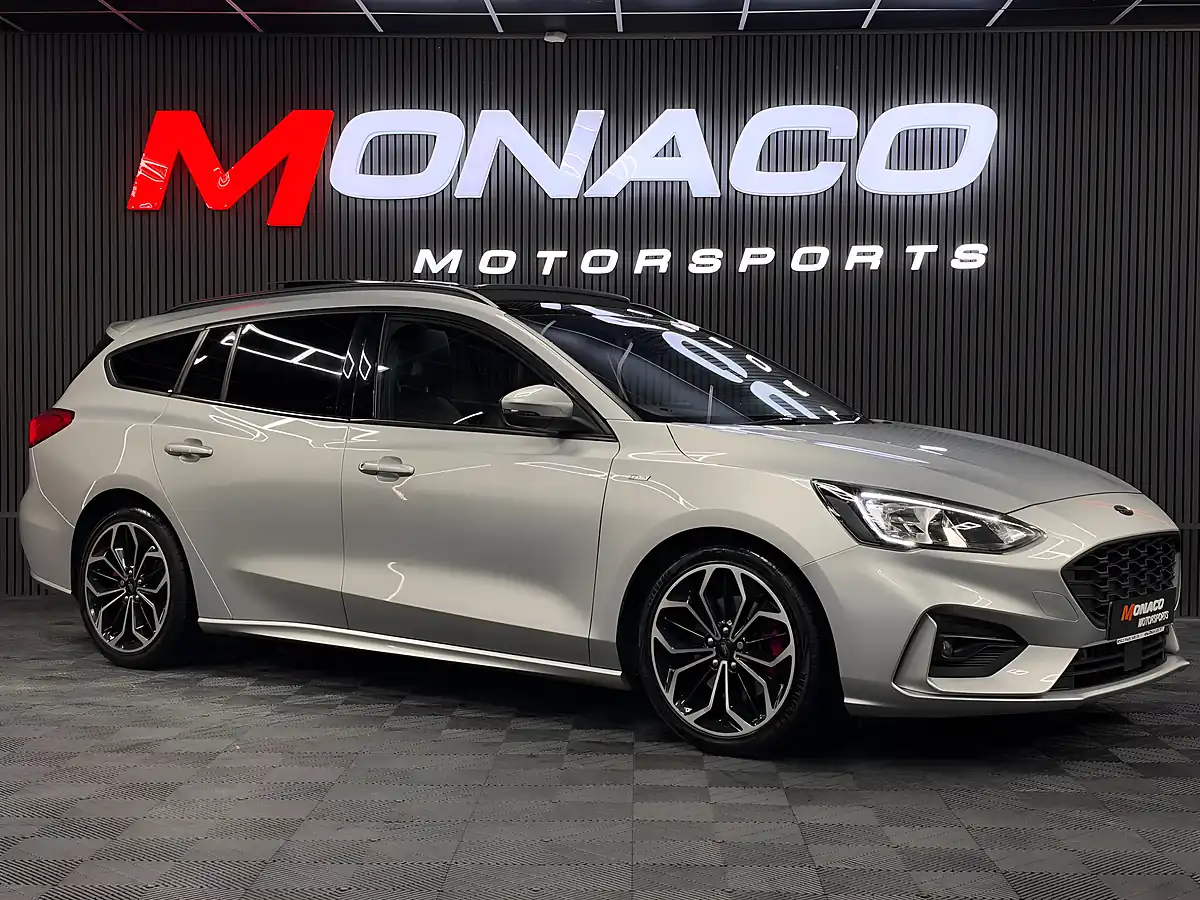 Used 2020 Ford Focus ST-Line X Silver - Interior and Exterior details 4