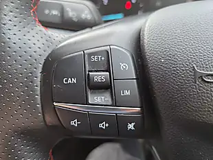 Used 2020 Ford Focus ST-Line X White - Interior and Exterior details 15