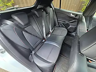 Used 2020 Ford Focus ST-Line X White - Interior and Exterior details 17