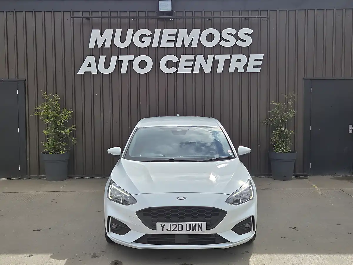 Used 2020 Ford Focus ST-Line X White - Interior and Exterior details 3