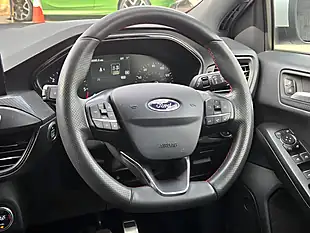 Used 2020 Ford Focus ST-Line X White - Interior and Exterior details 8