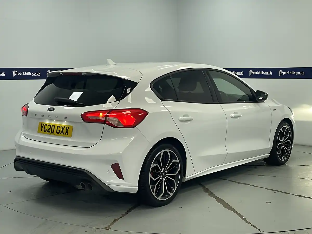 Used 2020 Ford Focus ST-Line X White - Interior and Exterior details 11
