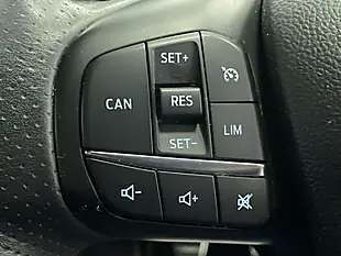 Used 2020 Ford Focus ST-Line X White - Interior and Exterior details 16