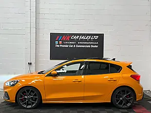 Used 2020 Ford Focus ST Orange - Interior and Exterior details 20