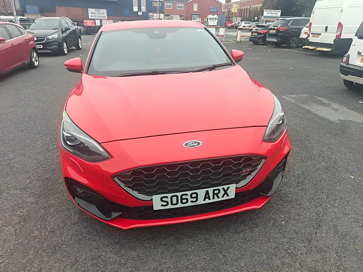 Used 2020 Ford Focus ST Red - Interior and Exterior details 3
