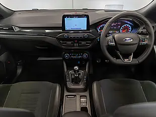 Used 2020 Ford Focus ST White - Interior and Exterior details 11