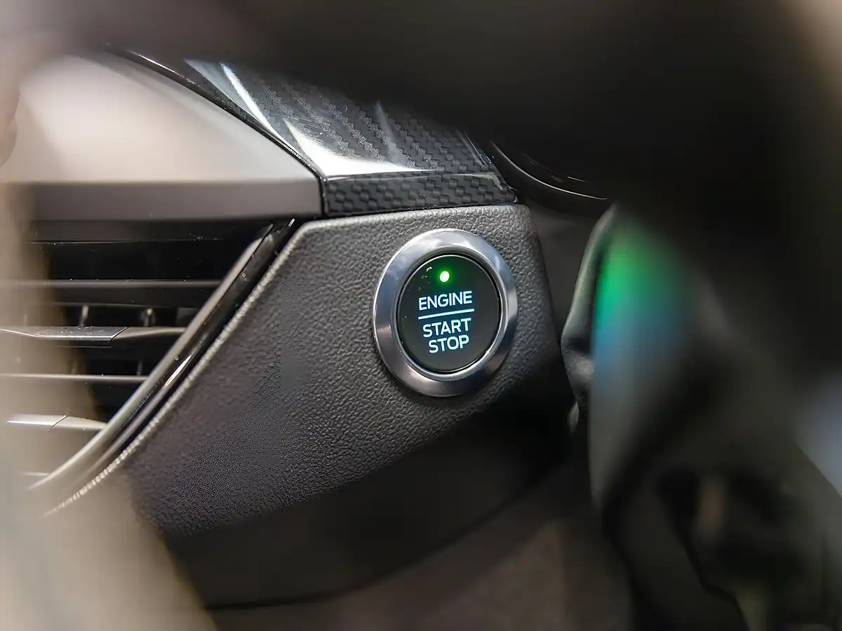 Used 2020 Ford Focus ST White - Interior and Exterior details 13