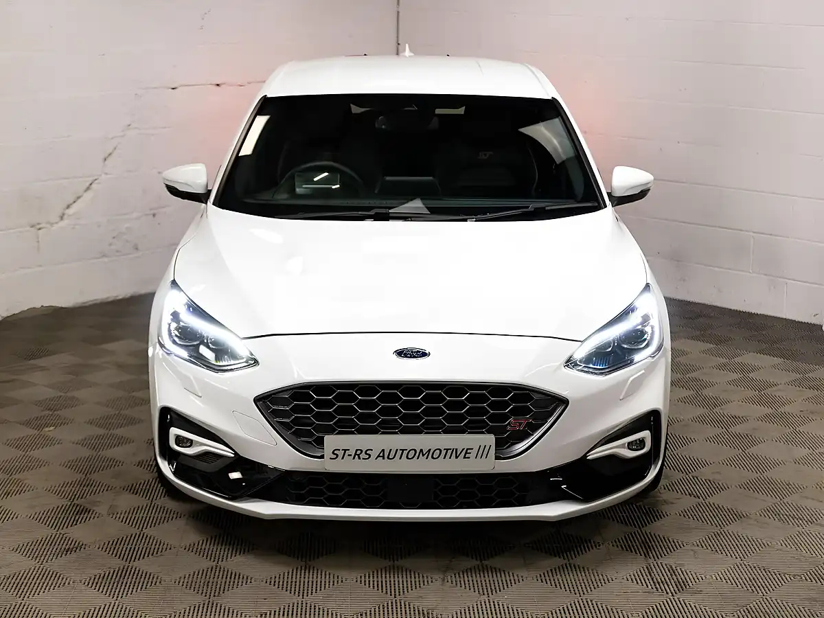 Used 2020 Ford Focus ST White - Interior and Exterior details 6