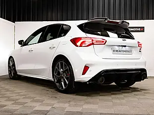 Used 2020 Ford Focus ST White - Interior and Exterior details 7