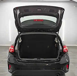 Used 2020 Ford Focus Titanium Agate Black - Interior and Exterior details 9