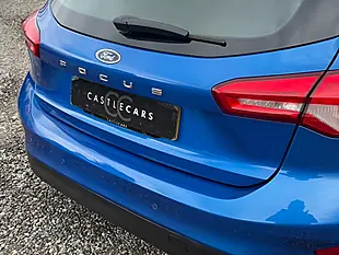 Used 2020 Ford Focus Titanium Blue - Interior and Exterior details 8