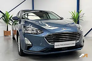 Used 2020 Ford Focus Titanium Chrome Blue - Interior and Exterior details 10