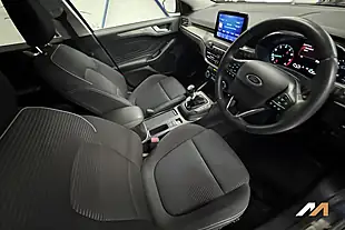 Used 2020 Ford Focus Titanium Chrome Blue - Interior and Exterior details 18