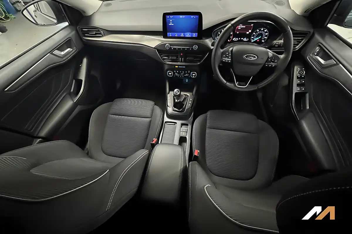 Used 2020 Ford Focus Titanium Chrome Blue - Interior and Exterior details 3