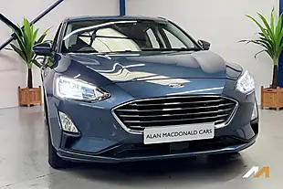 Used 2020 Ford Focus Titanium Chrome Blue - Interior and Exterior details 5