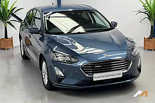Used 2020 Ford Focus Titanium Chrome Blue - Interior and Exterior details 7