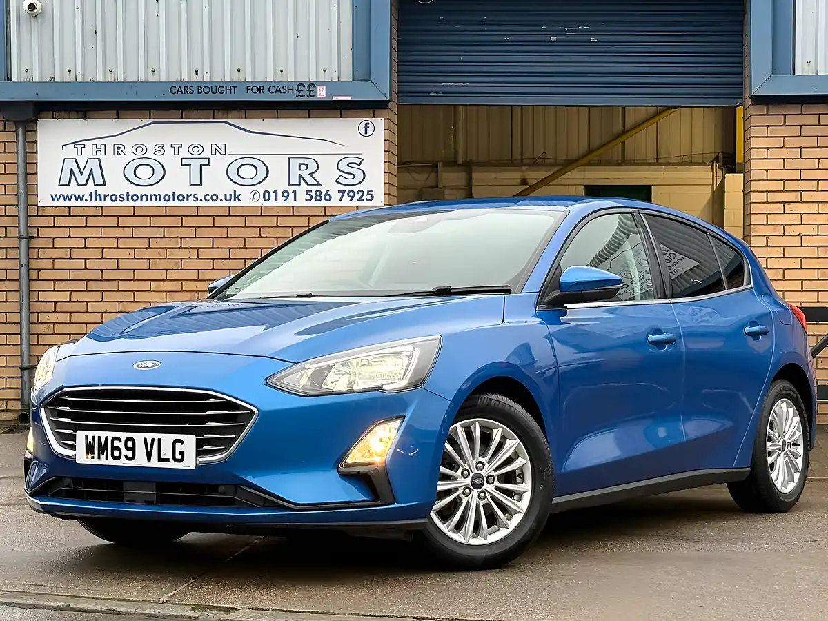 Used 2020 Ford Focus Titanium Desert Island Blue - Interior and Exterior details 2