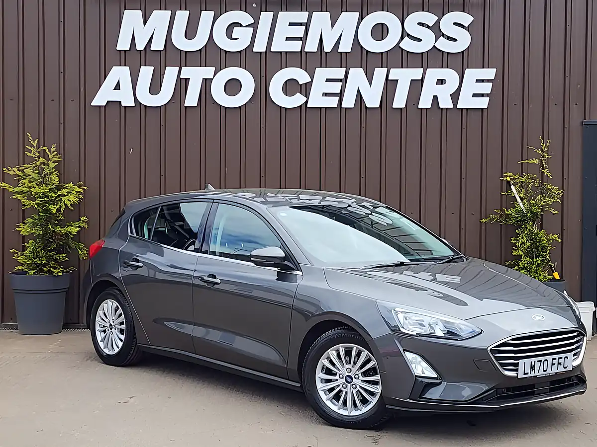 Used 2020 Ford Focus Titanium Grey - Front View