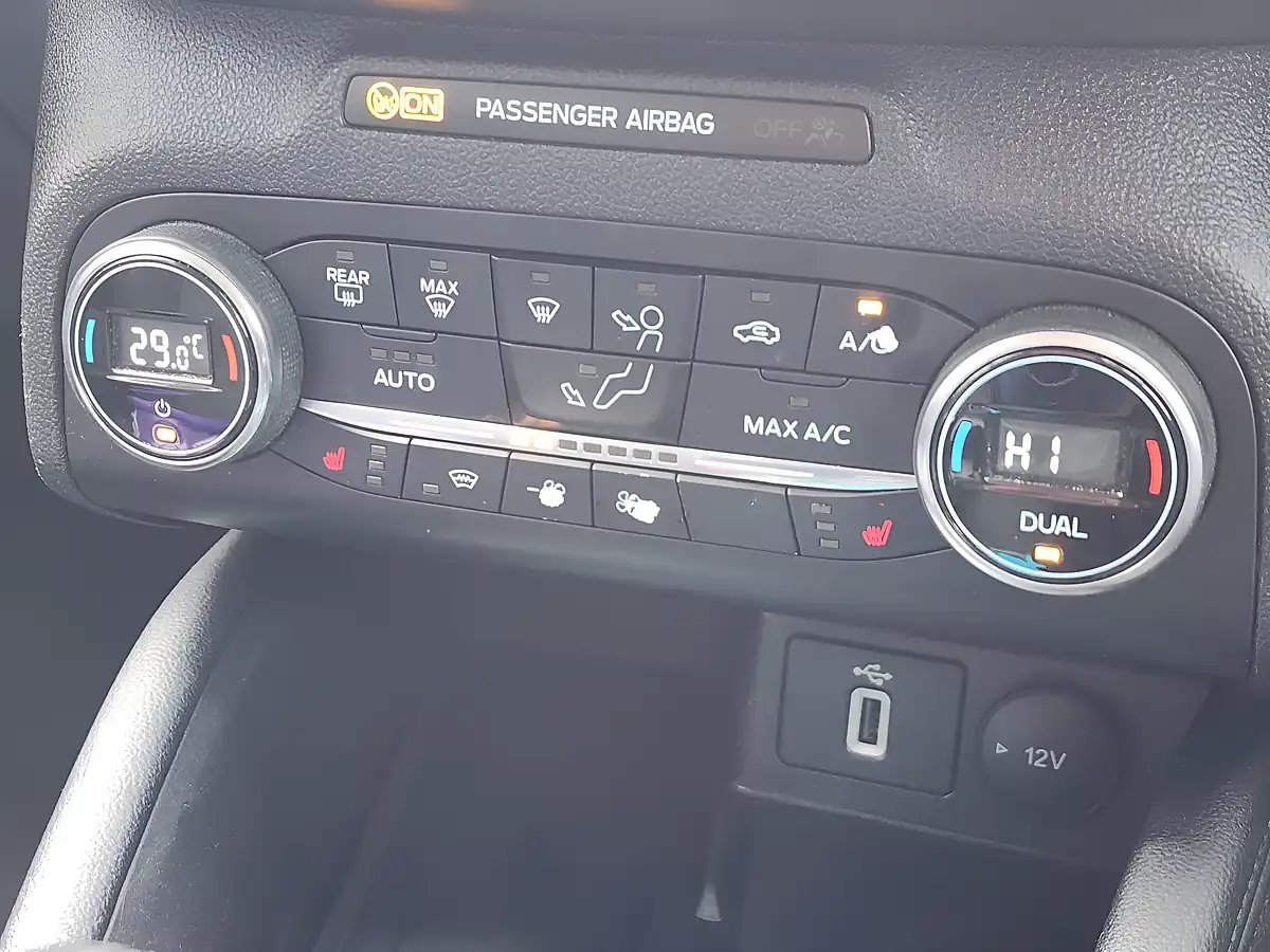 Used 2020 Ford Focus Titanium Grey - Interior and Exterior details 13