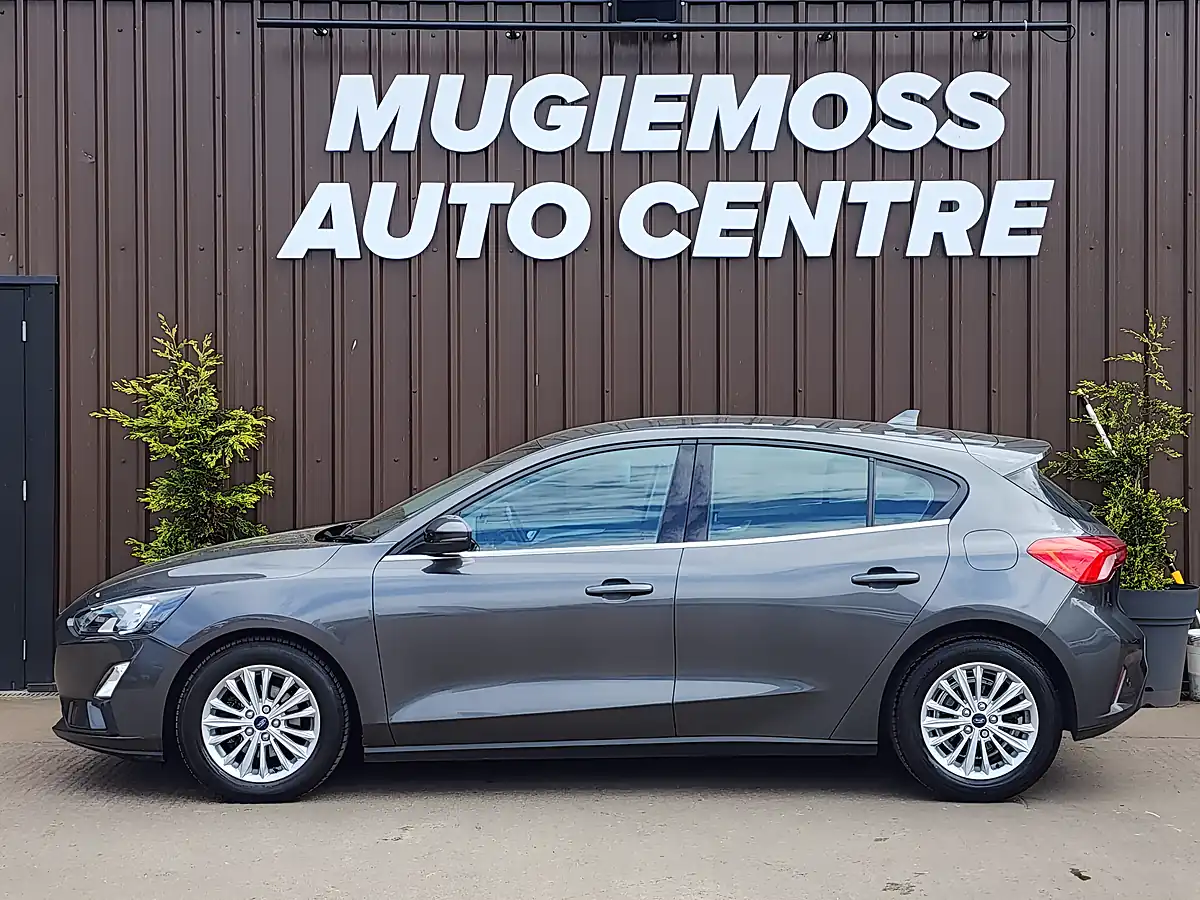 Used 2020 Ford Focus Titanium Grey - Interior and Exterior details 4
