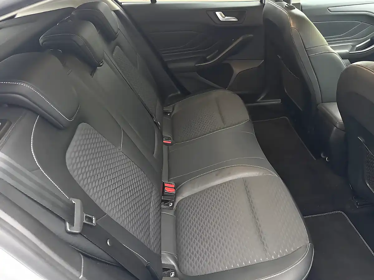 Used 2020 Ford Focus Titanium X White - Interior and Exterior details 10
