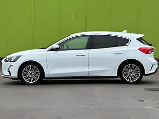 Used 2020 Ford Focus Titanium X White - Interior and Exterior details 8