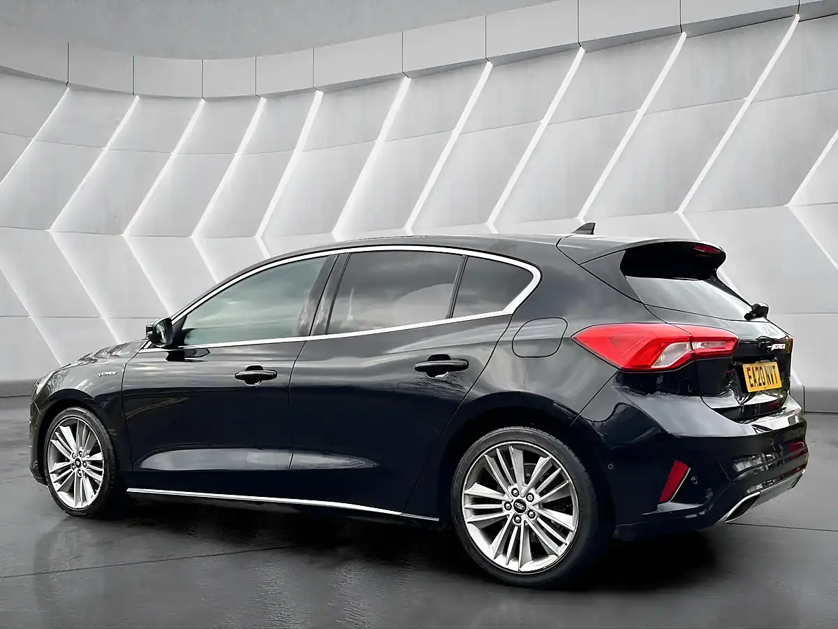 Used 2020 Ford Focus Vignale Black - Interior and Exterior details 6