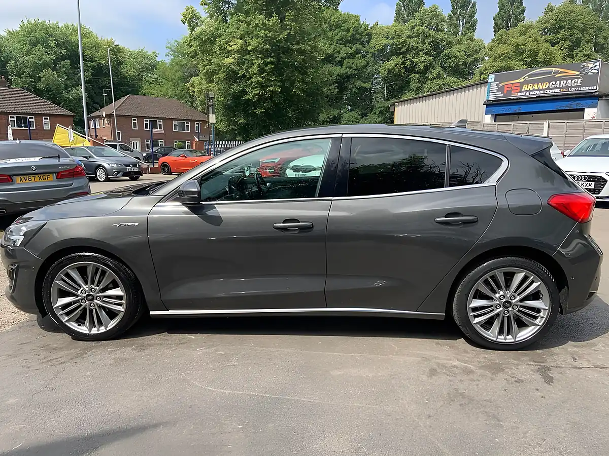 Used 2020 Ford Focus Vignale Grey - Interior and Exterior details 11