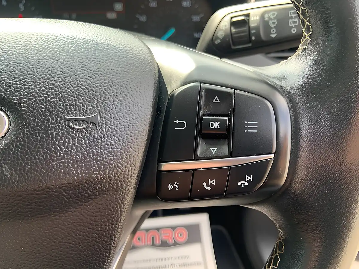 Used 2020 Ford Focus Vignale Grey - Interior and Exterior details 13