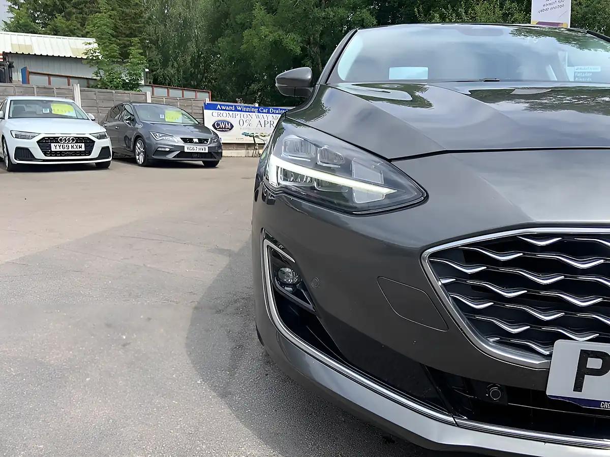 Used 2020 Ford Focus Vignale Grey - Interior and Exterior details 4