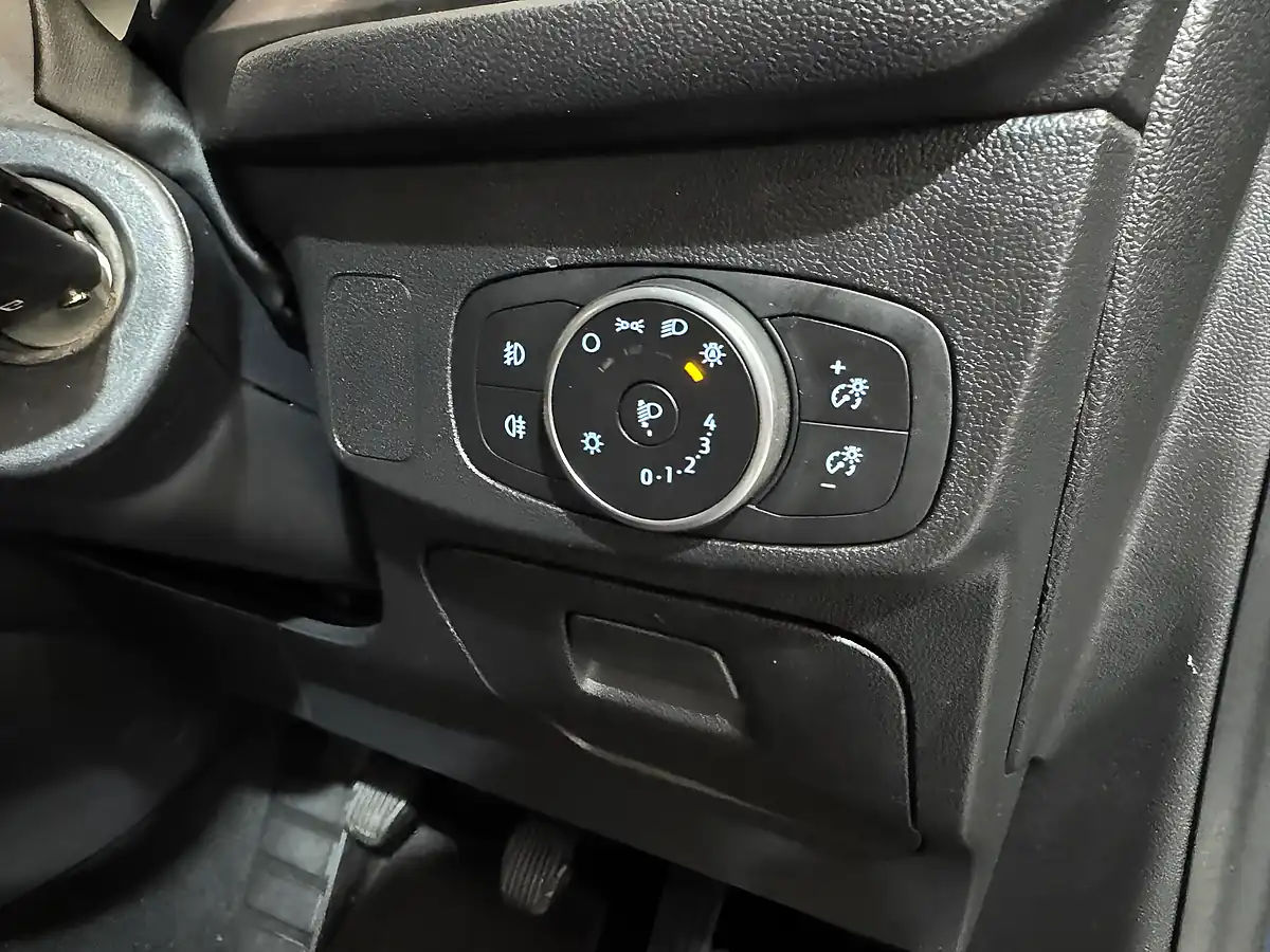 Used 2020 Ford Focus Zetec Blue - Interior and Exterior details 14