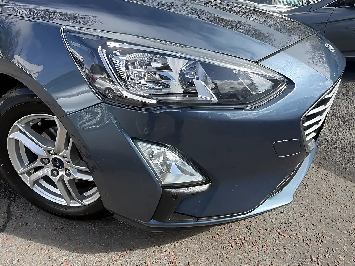 Used 2020 Ford Focus Zetec Blue - Interior and Exterior details 11