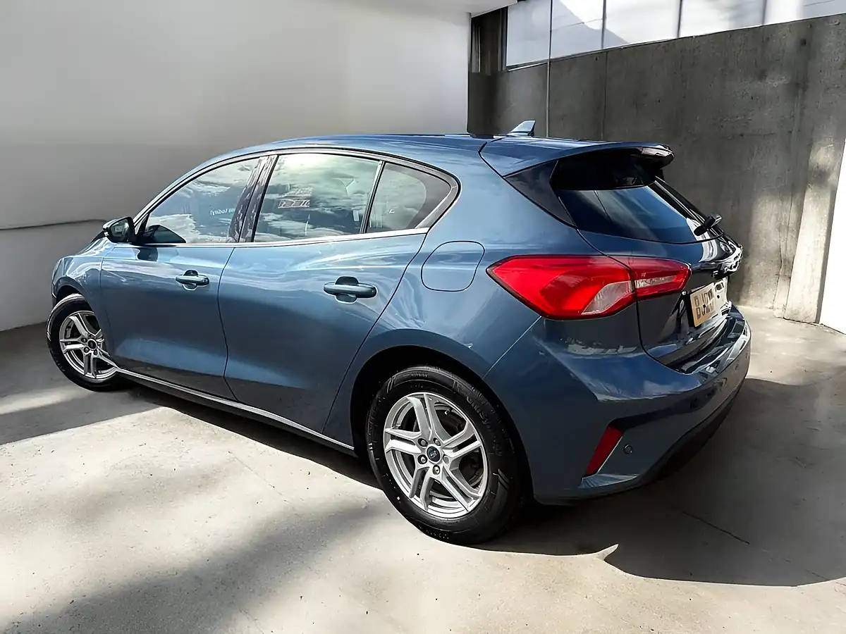 Used 2020 Ford Focus Zetec Blue - Interior and Exterior details 5